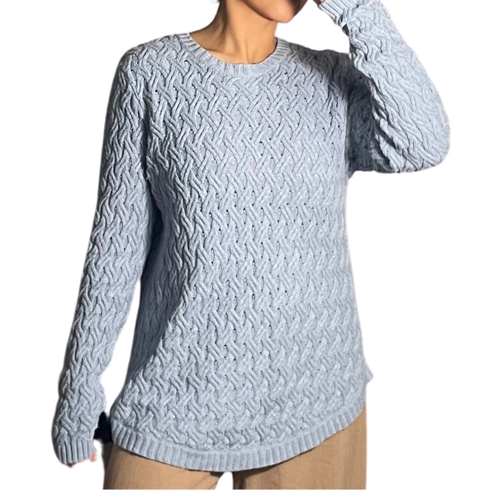 Women's Cable Knit Sweater